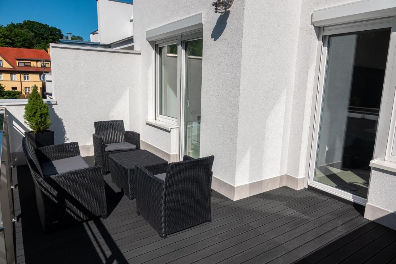 Apartament Przy Parku Z Duzym Tarasem ,Prywatny Parking Appartamento Świnoujście Esterno foto
